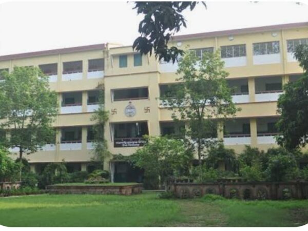 মানুষ গড়ার মিউজিয়াম, মুর্শিদাবাদের সারগাছিতে